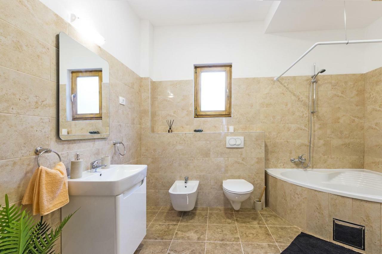 Cozy Apartment 10 Min From The Beach PUY 외부 사진