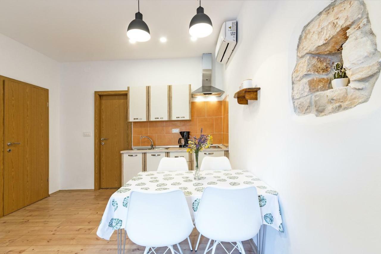 Cozy Apartment 10 Min From The Beach PUY 외부 사진